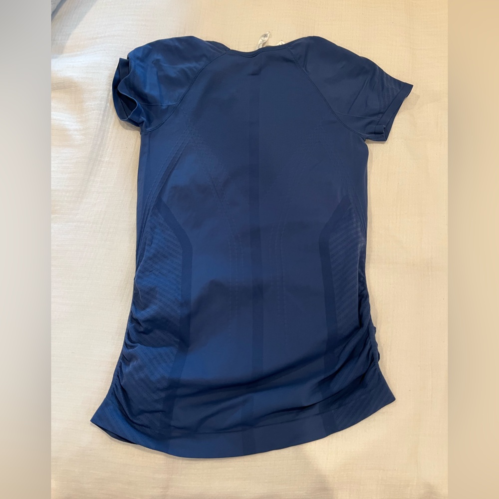 Athleta Ruched Tee - Picture 3 of 4
